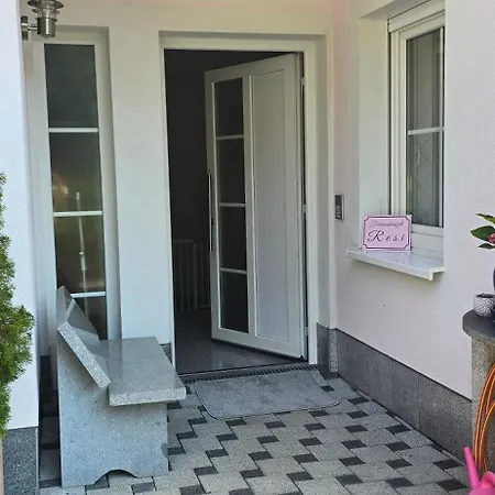 Resi's Mit Bad Und Terrasse * Mistelgau