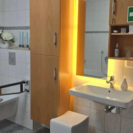 Privatunterkunft Resi's Mit Bad Und Terrasse Mistelgau
