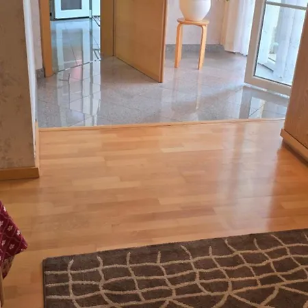 Privatunterkunft Resi's Mit Bad Und Terrasse Mistelgau
