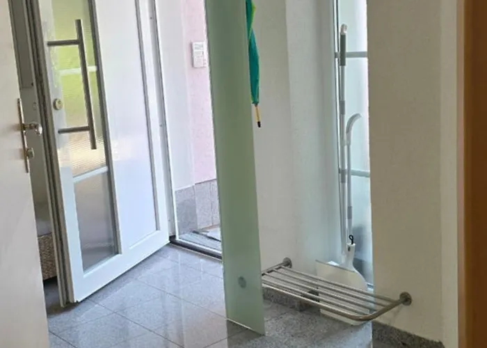 Resi's Mit Bad Und Terrasse Kwatera prywatna Mistelgau