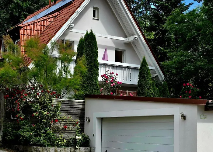 Resi's Mit Bad Und Terrasse *